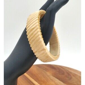 Vintage 70s Bangle Bracelet Molded Plastic Lucite Ivory MCM Diagonal Ridges Wide